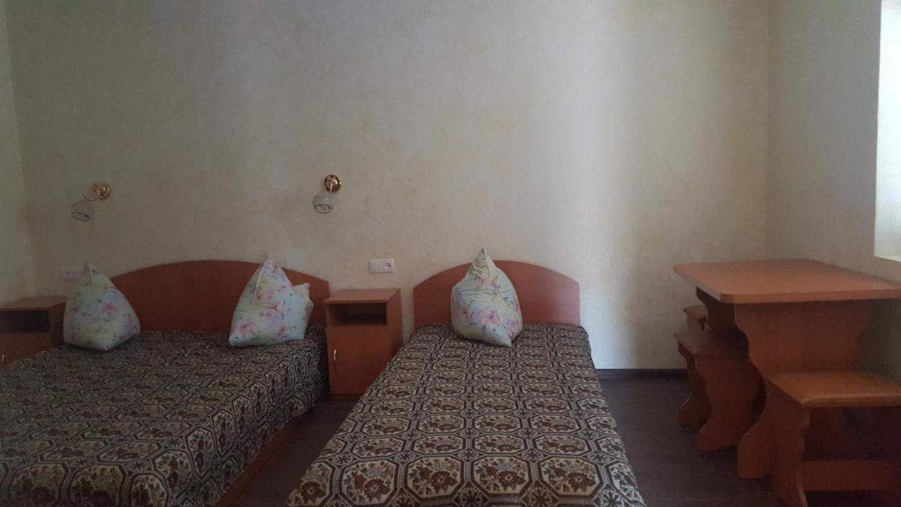 Usadba Chayka Hotel Kurortne  Ngoại thất bức ảnh