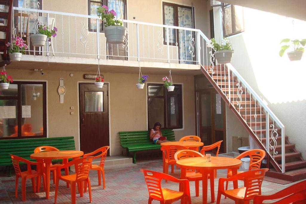 Usadba Chayka Hotel Kurortne  Ngoại thất bức ảnh